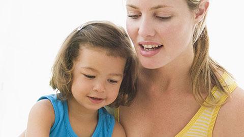 Etapas de desenvolvimento do meu bebé com 17 meses - Desenvolvimento da linguagem